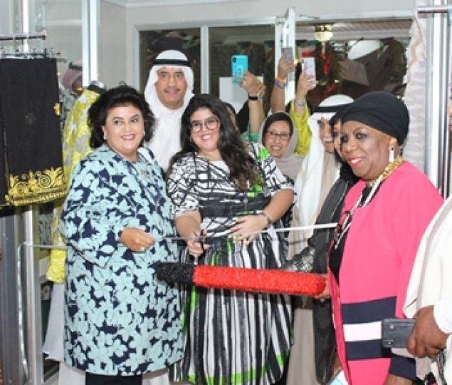 المعرض السنوي الثاني عشر حرف يدوية بأيادي كويتية